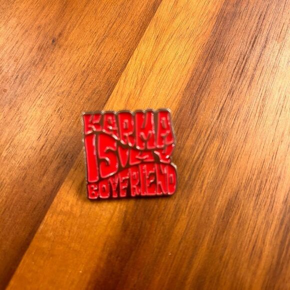 Karma is my boyfriend pin Taylor swift lyric - Picture 2 of 3